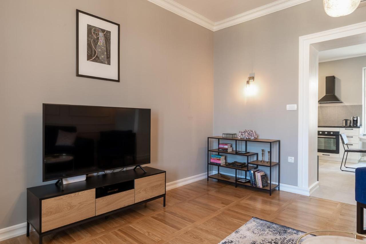 Luxury Peitho Apartmán *