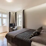 Luxury Peitho Residence